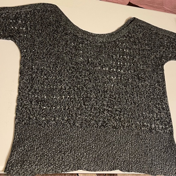 Torrid super cute Size 1 sweater with short sleeves. - Picture 4 of 5